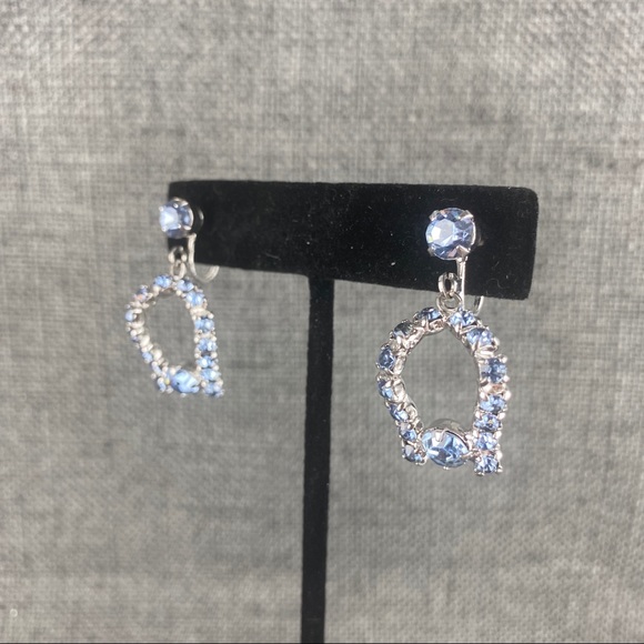 Vintage Blue Rhinestone Dangle Screw Back Earrings - Picture 2 of 5